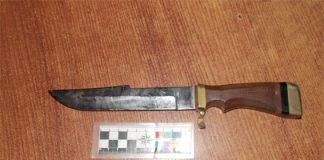 В Олександрії зухвалий розбійник пограбував кілька чоловік і намагався втекти з міста на краденому авто