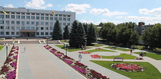 «Ювілейна» сесія: проблеми виборців та особисті пристрасті депутатів
