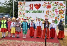 Протопопівку, що на Олександрійщині, знову відвідав Павло Зібров (ФОТО)