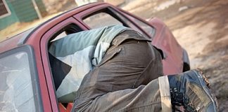 Кримінал тижня: автомобільні грабіжники, «домушник», псевдокасир