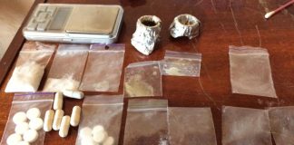 На Кіровоградщині затримали групу наркозбувачів з доволі переконливим “багажем” (ФОТО)