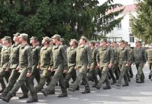 Парламент у першому читанні підтримав перейменування Дня захисника України на День захисників України